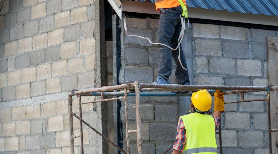 Expert Emergency Roof Repairs services in Cheyenne Wells, CO